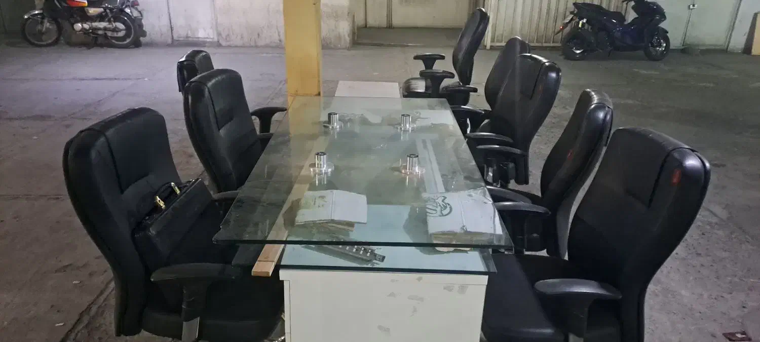 میز و صندلی|مبلمان اداری|تهران, جمالزاده|دیوار