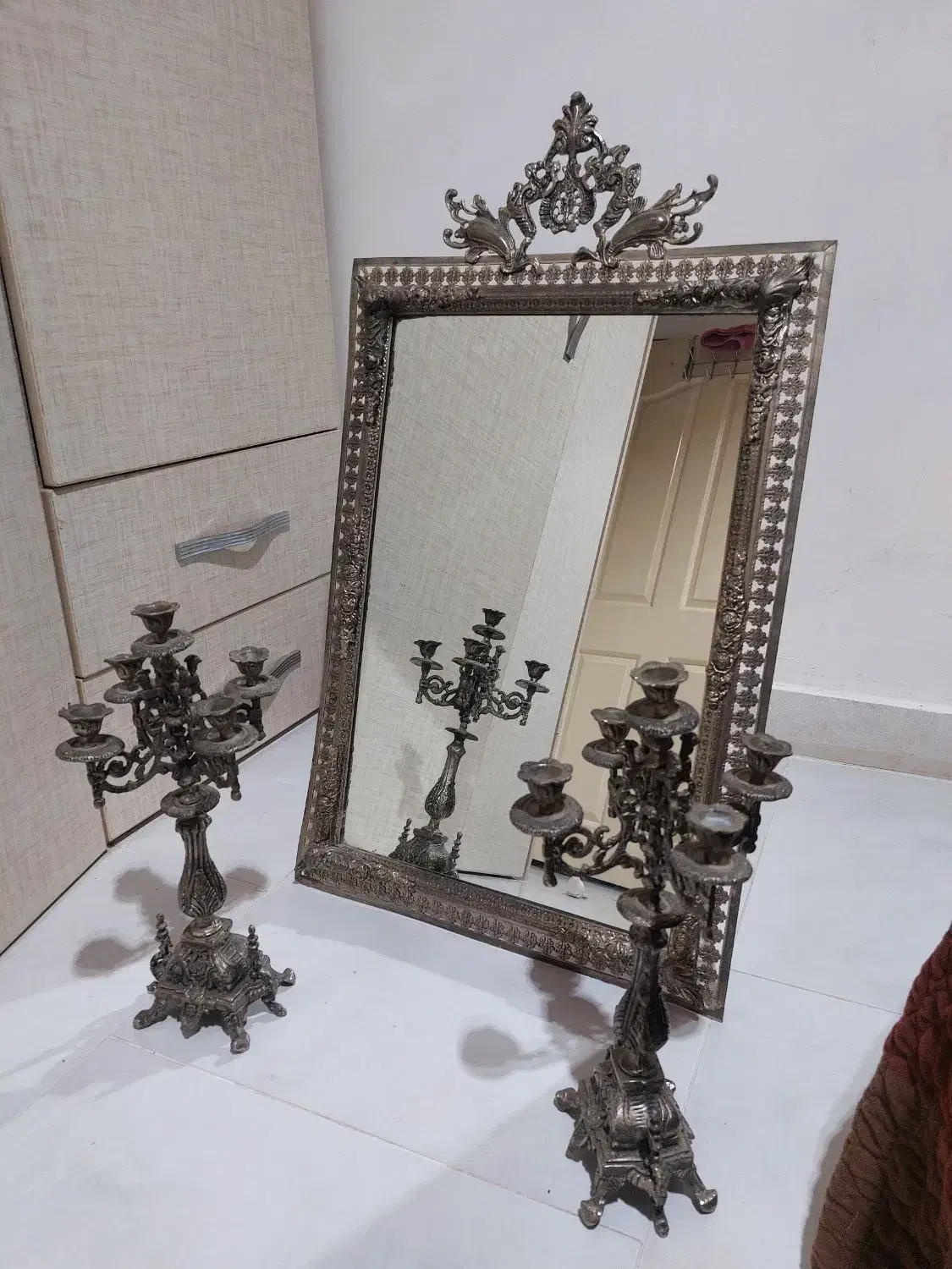 آینه و شمعدان|بوفه، ویترین، کنسول|رشت, کوی مهر|دیوار