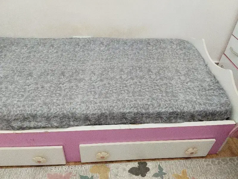 تخت یکنفره ام دی اف با تشک|تشک تختخواب|رشت, کوی جام جم|دیوار