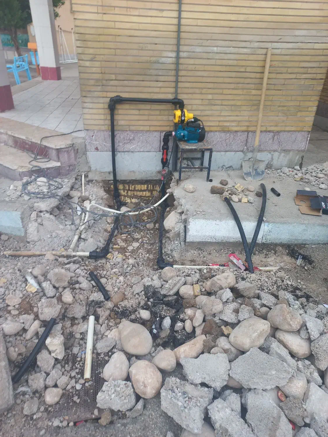 تمامیه خدمات لوله کشی آب و فاضلاب|خدمات پیشه و مهارت|دزفول, |دیوار