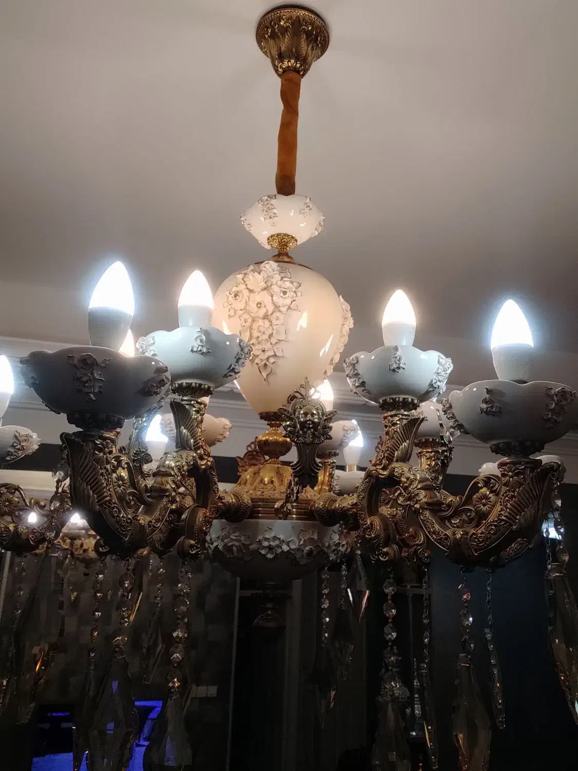 لوستر چینی برنزمدل پانیزدوازده شعله|لوستر و چراغ آویز|تبریز, |دیوار