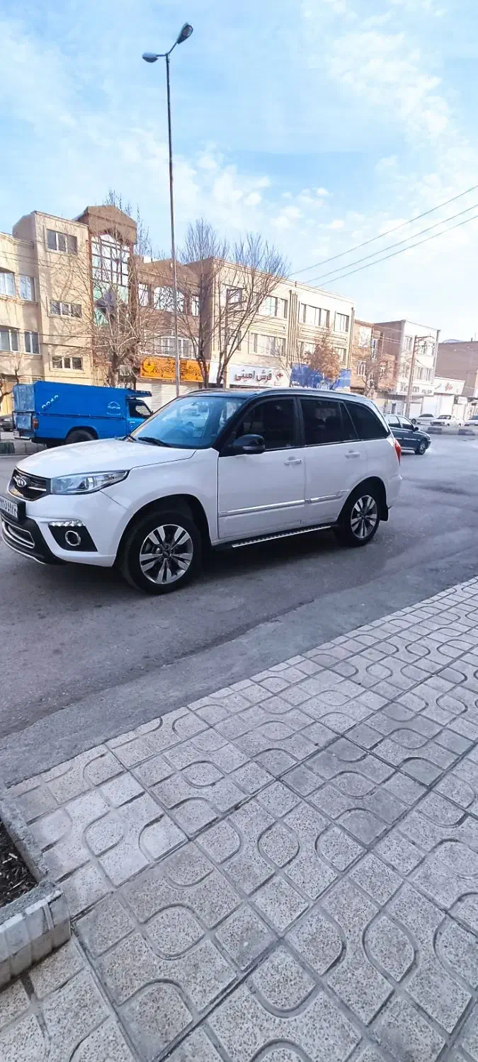 x33sمدل 400 بدون رنگ|خودرو سواری و وانت|مهاباد (آذربایجان غربی), |دیوار