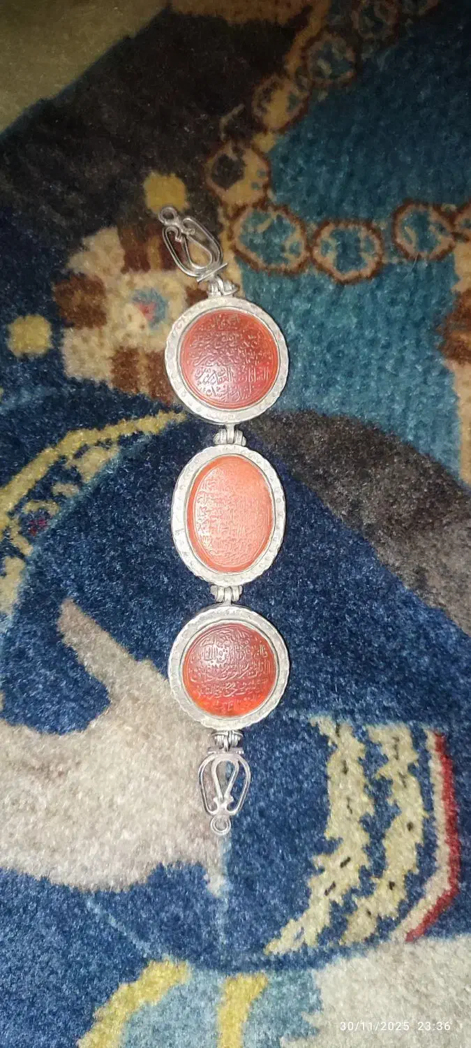 بازوبندموزه ای درباری نقره عتیقه ارسال از اصفهان|جواهرات|تهران, امام حسین|دیوار