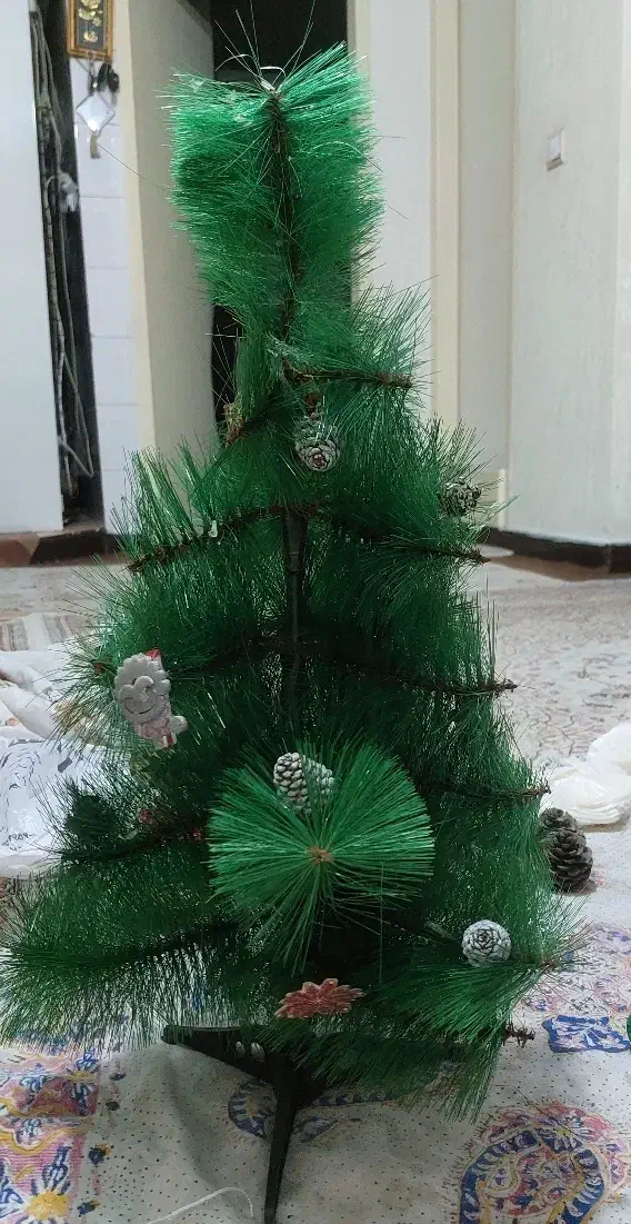 درخت کریسمس ۵۰سانت|گل مصنوعی|اندیشه, اندیشه فاز ۱|دیوار