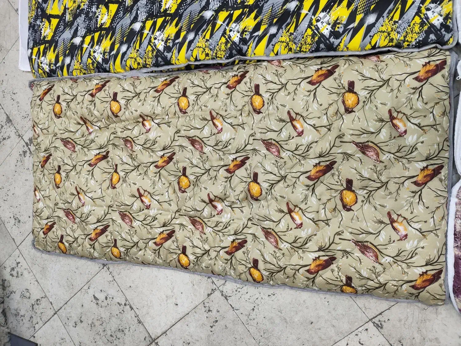 تشک زمینی تشک مهمان نگارین بالشت و پتو|رختخواب، بالش، پتو|مشهد, امیر المومنین|دیوار