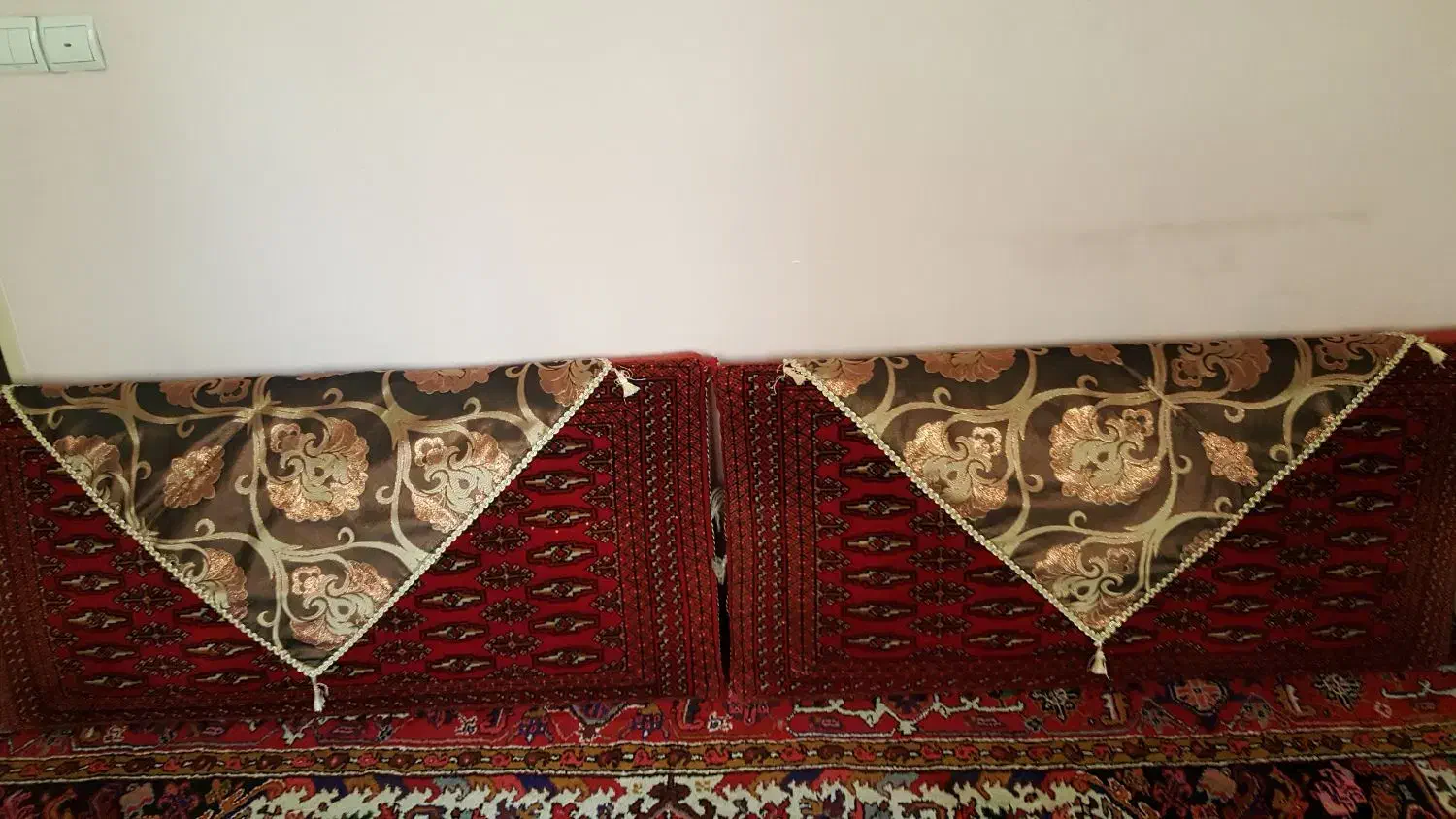 پشتی فرش دست بافت|پشتی|تبریز, |دیوار