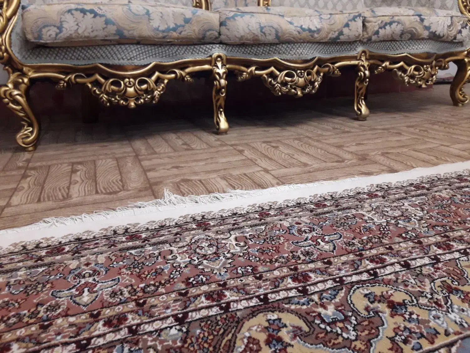 مبل سلطنتی|مبلمان خانگی و میز عسلی|سلماس, |دیوار