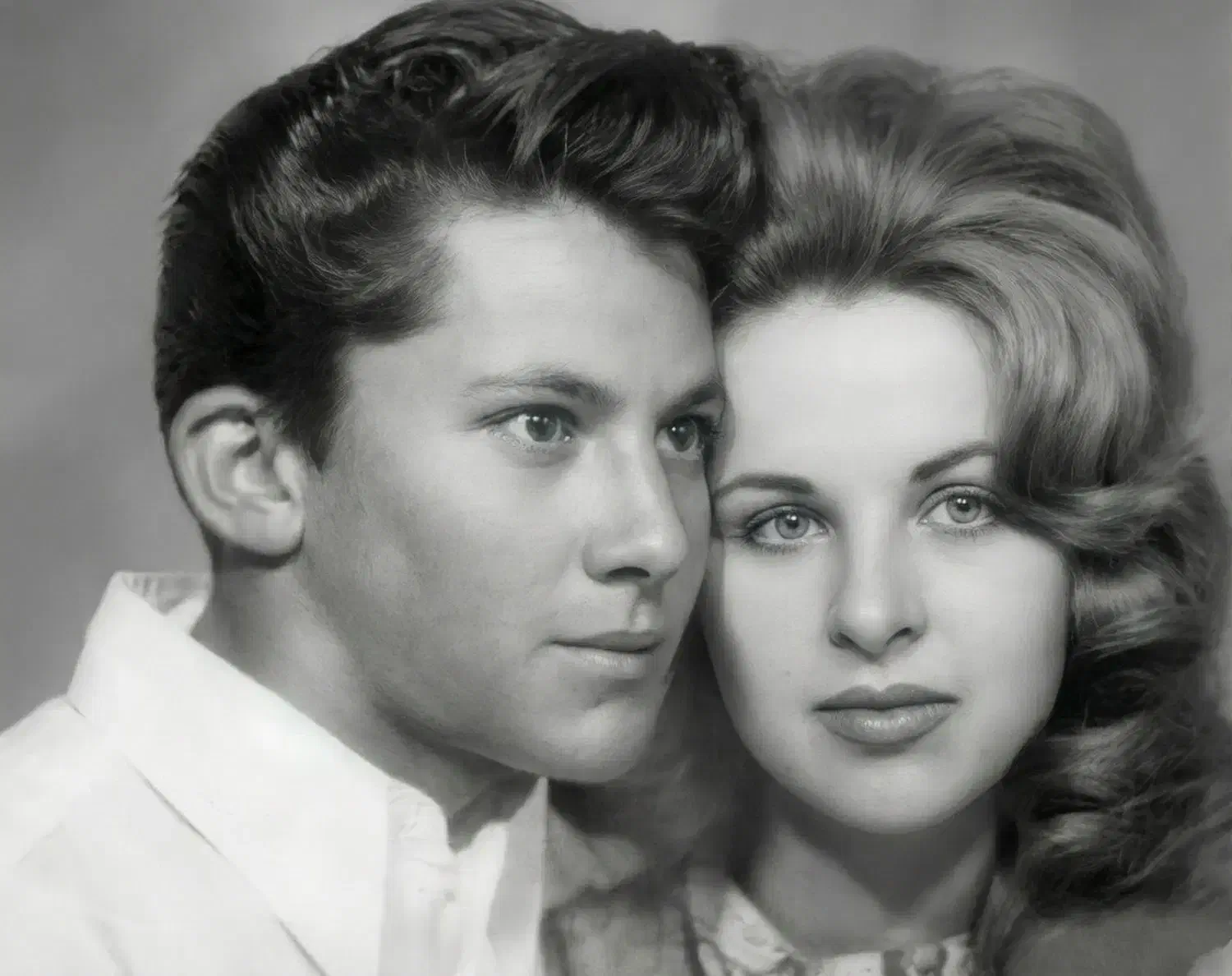 بازسازی و ادیت عکس|خدمات رایانهای و موبایل|شوش, |دیوار