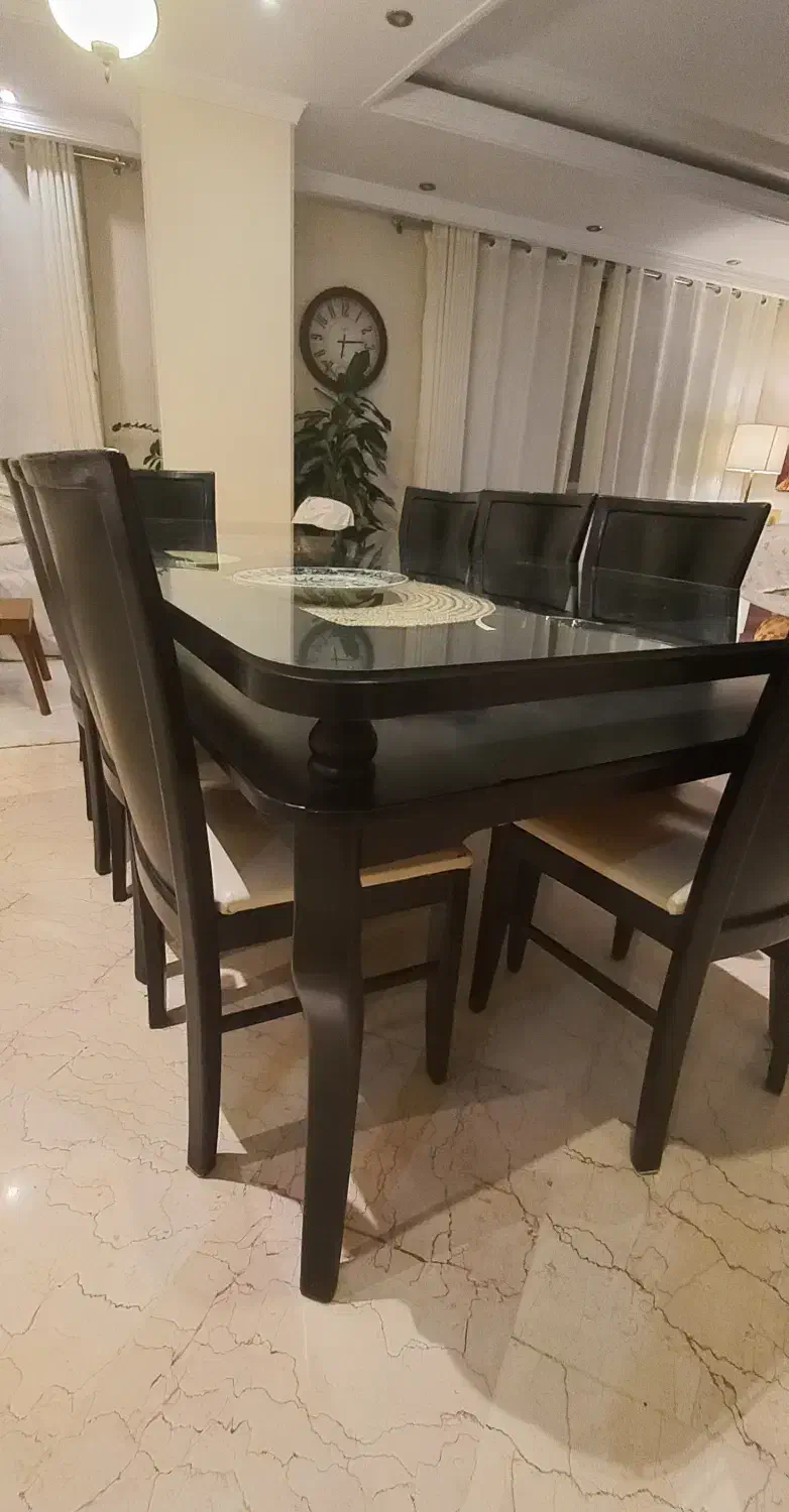 میز ناهارخوری ۸ نفره تمیز|میز و صندلی غذاخوری|محمودآباد, |دیوار