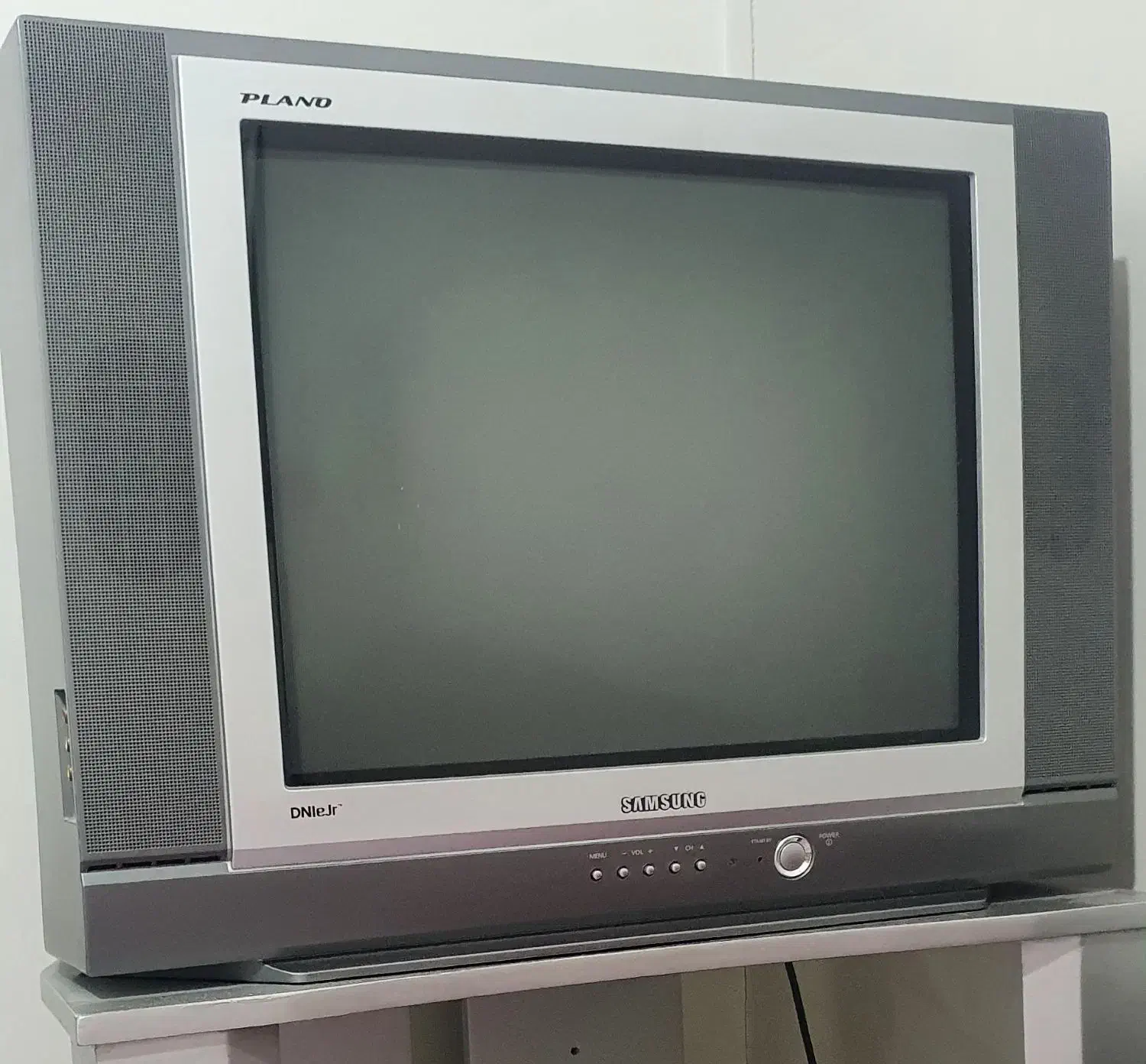 تلویزیون سامسونگ|تلویزیون و پروژکتور|رباط‌کریم, رباط‌کریم|دیوار