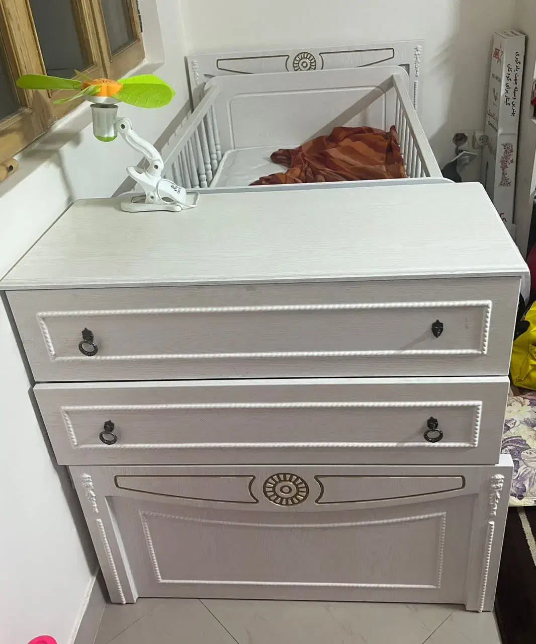 سرویس خواب نوزاد|تخت و صندلی بچه|مشهد, هنرستان|دیوار