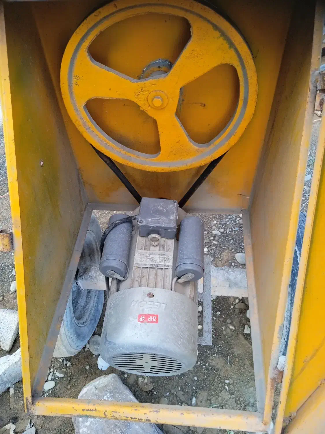 بتونیر|ماشین‌آلات صنعتی|کومله, |دیوار