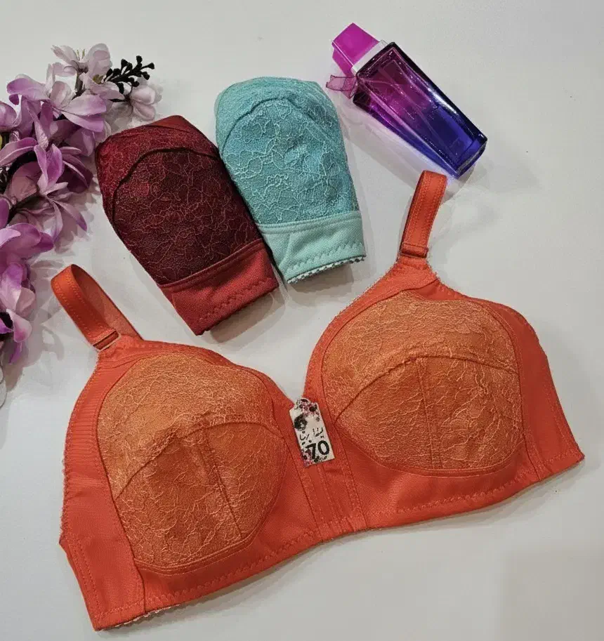 سوتین کش پهن|لباس|دورود, |دیوار