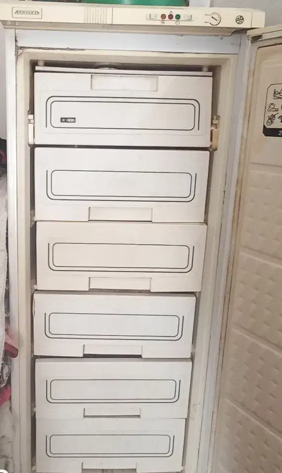 یخچال|یخچال و فریزر|اسفرورین, |دیوار