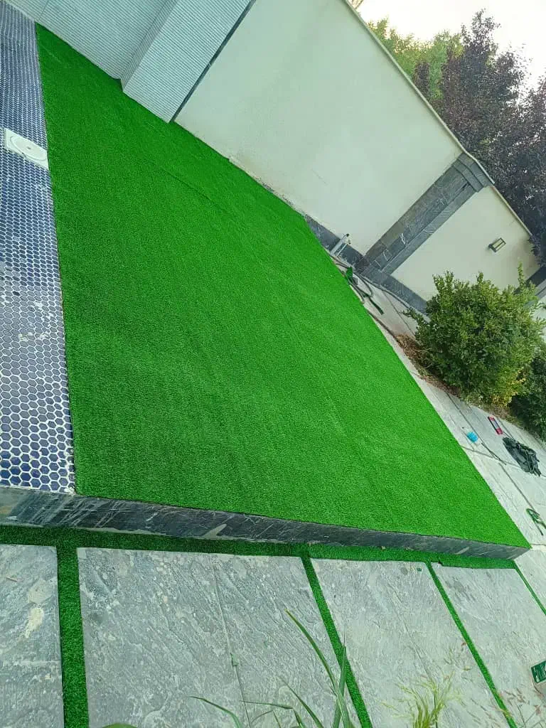 نصاب چمن مصنوعی 25میل|گل مصنوعی|چهارباغ, |دیوار