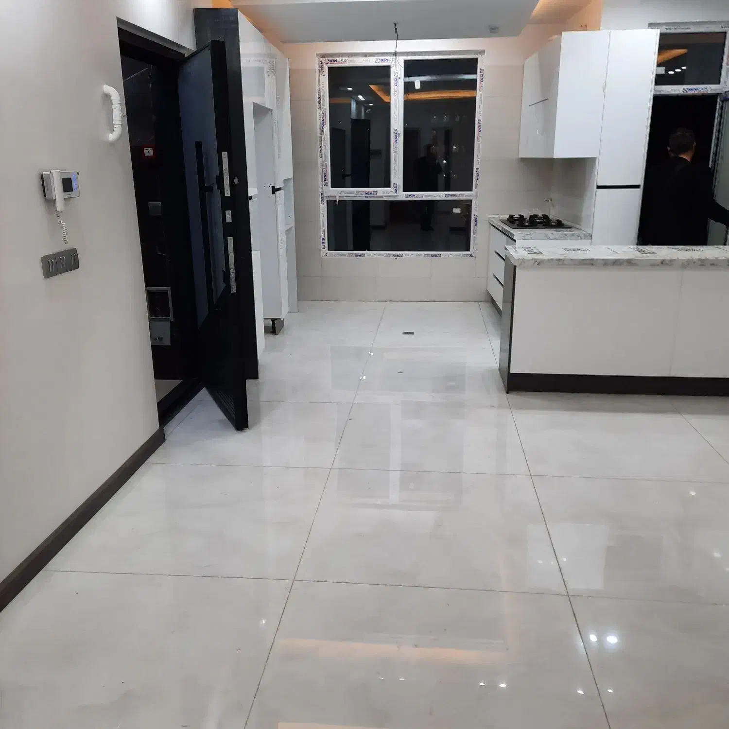 شریعتی مقابل ملک ۸۵متر نوساز فول امکانات