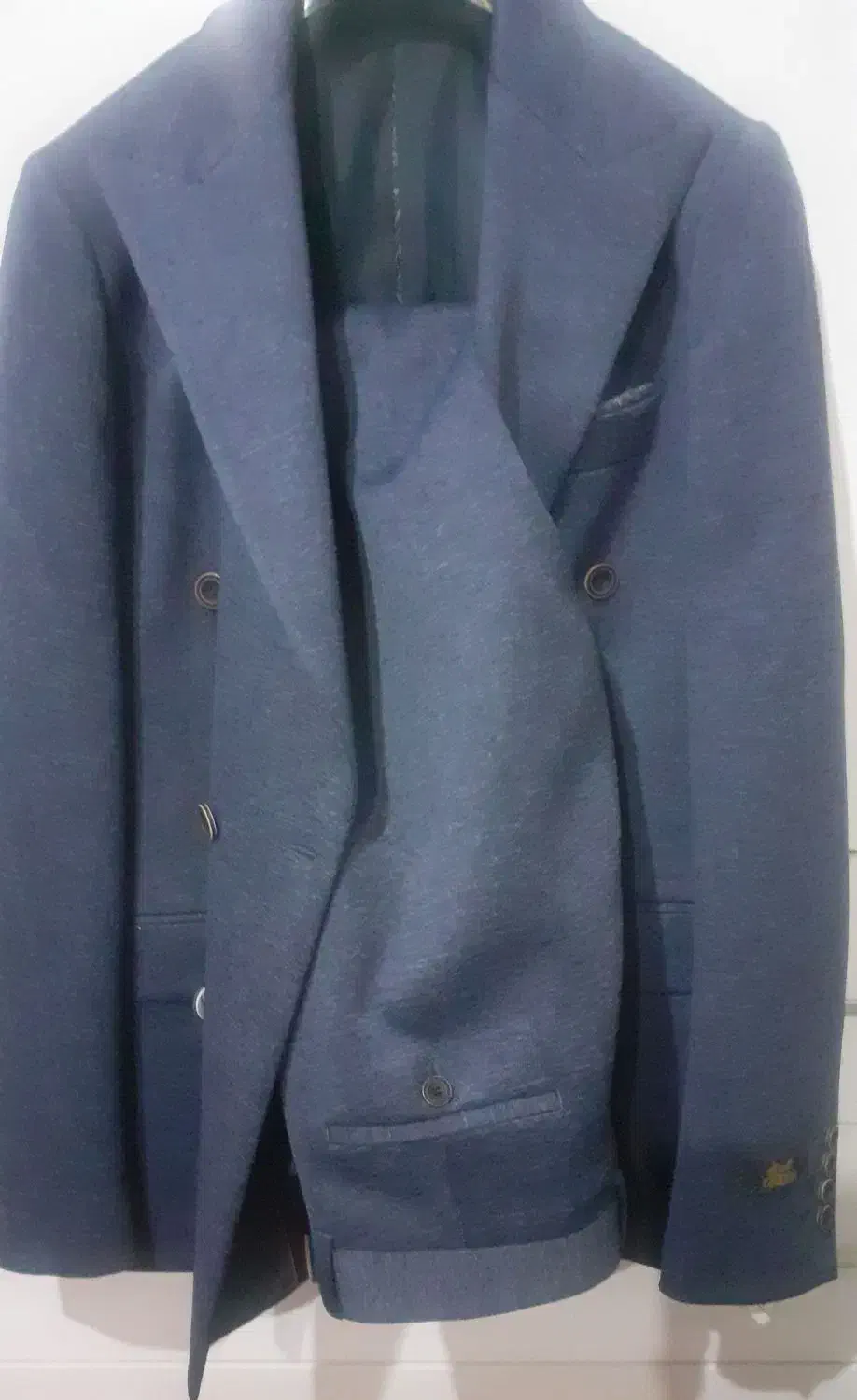 کت شلوار|لباس|سلماس, |دیوار