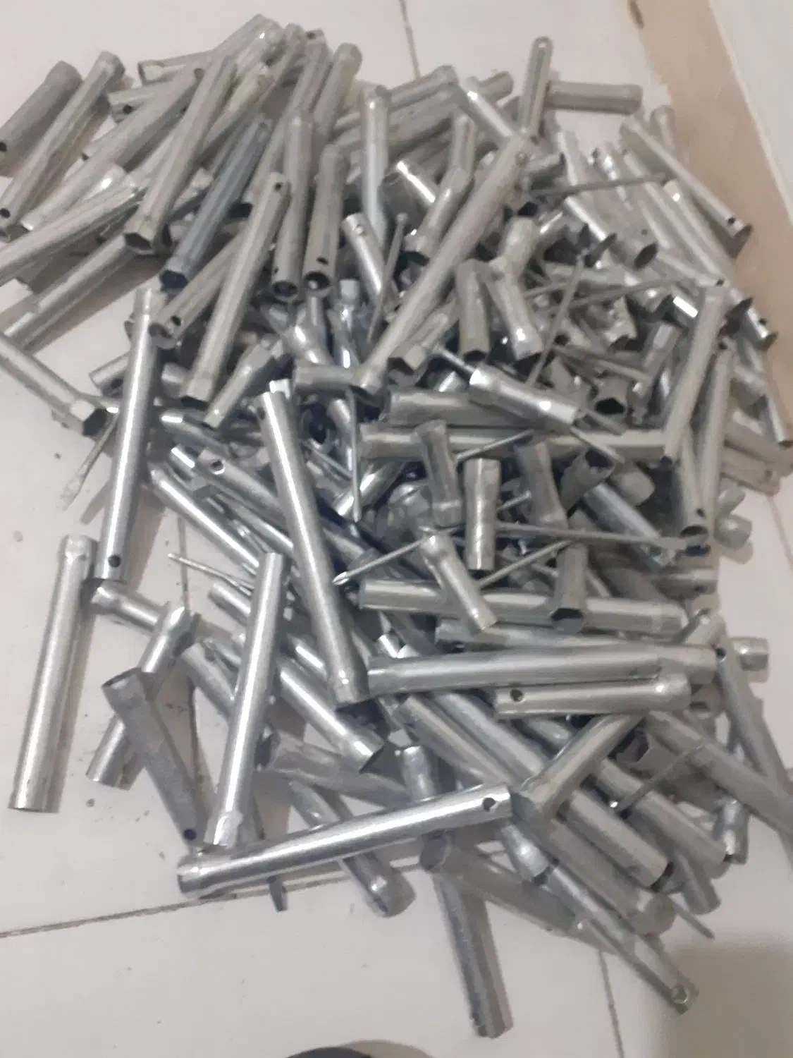 آچارشمع|ابزارآلات|اراک, |دیوار