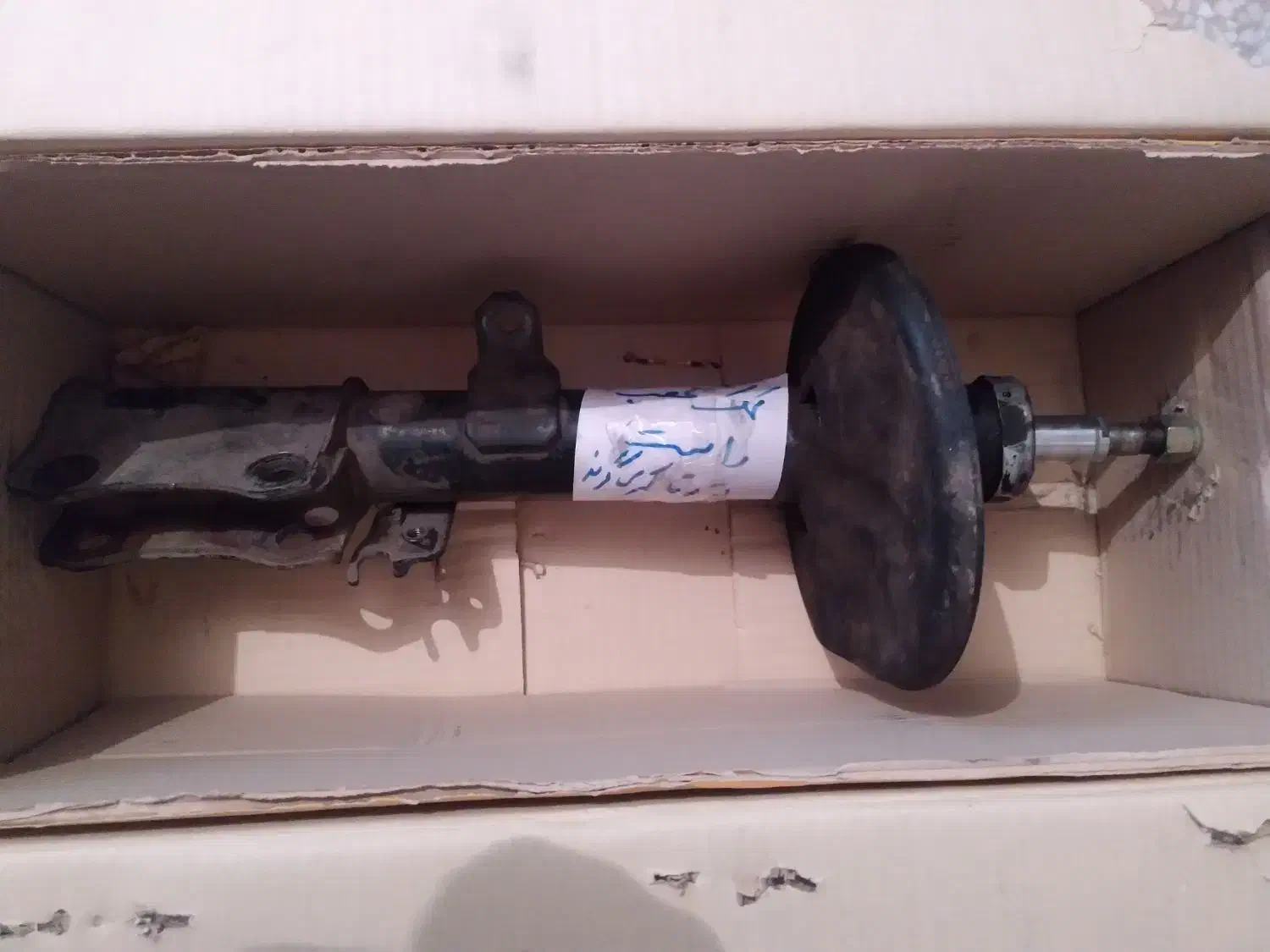 کمک فنر عقب تویوتا کمری|قطعات یدکی و لوازم جانبی|شاهرود, |دیوار