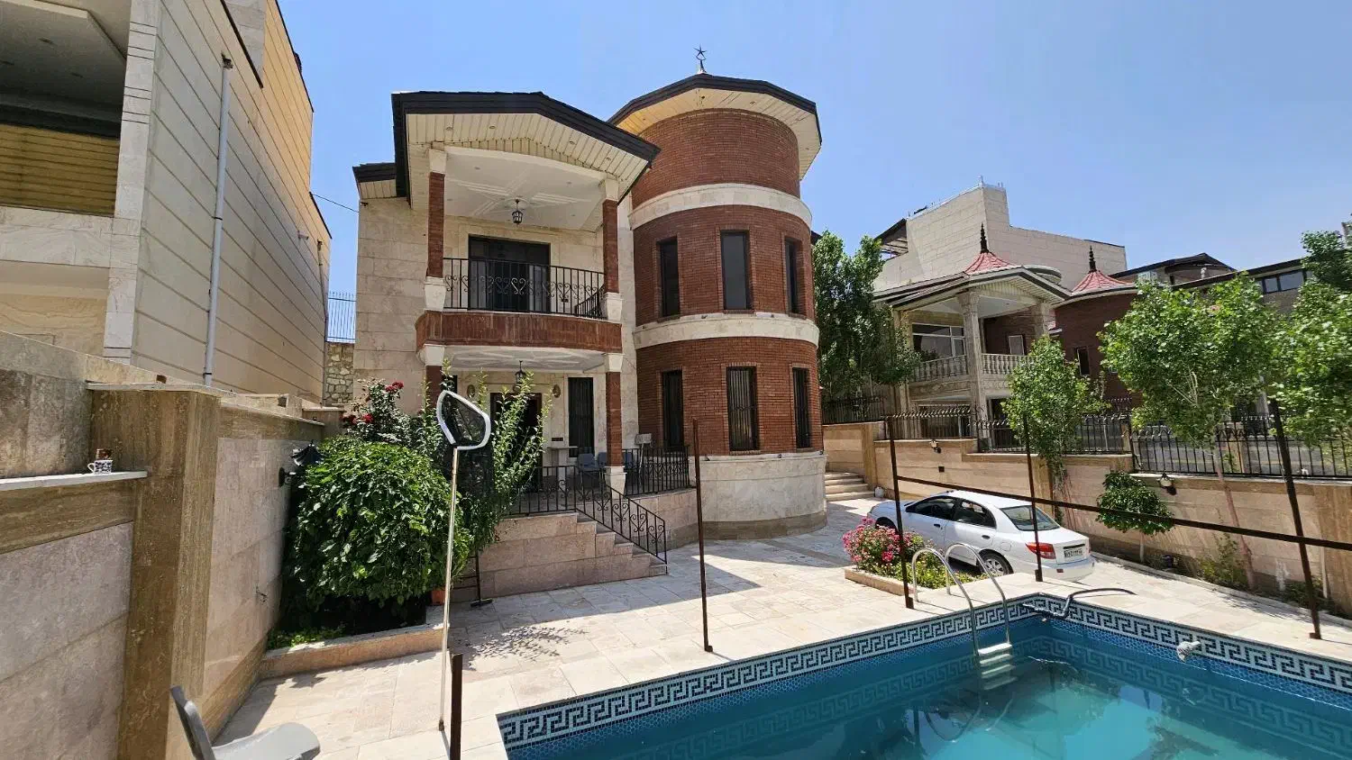 باغ ویلا 800 متر 350 بنا در مهرآباد رودهن|فروش خانه و ویلا|رودهن, |دیوار