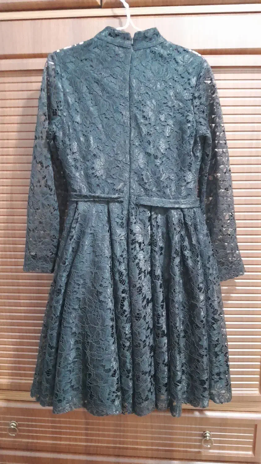 لباس مجلسی عروسکی|لباس|فردیس, فردیس|دیوار