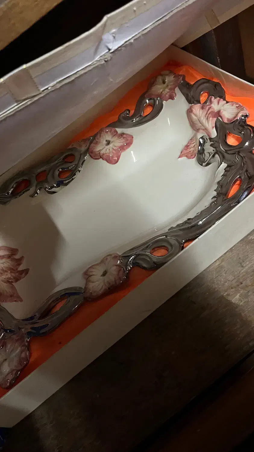 ظرف کادویی|ظروف سرو و پذیرایی|رشت, رودبارتان|دیوار