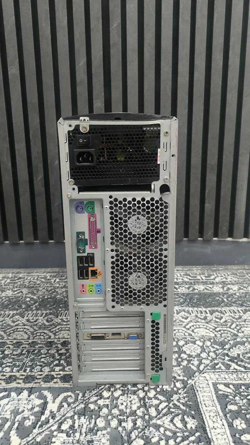 کیس کامپیوتر حرفه ای hp با ۲ cpu و رم۱۶|رایانه رومیزی|قم, شهرک فاطمیه|دیوار