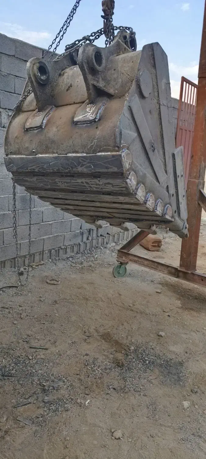 آهنگری وثابت تراشی بیل وانواع ماشین آلات راهسازی|خدمات پیشه و مهارت|سنندج, |دیوار