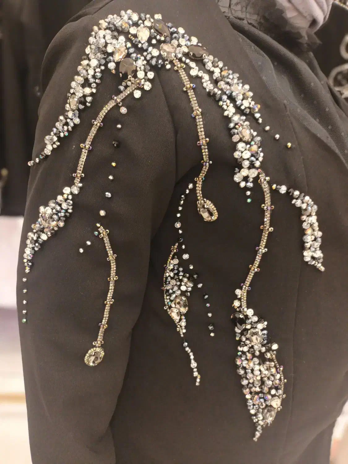 قبول سفارشات جواهر دوزی|خدمات آموزشی|قم, انسجام|دیوار