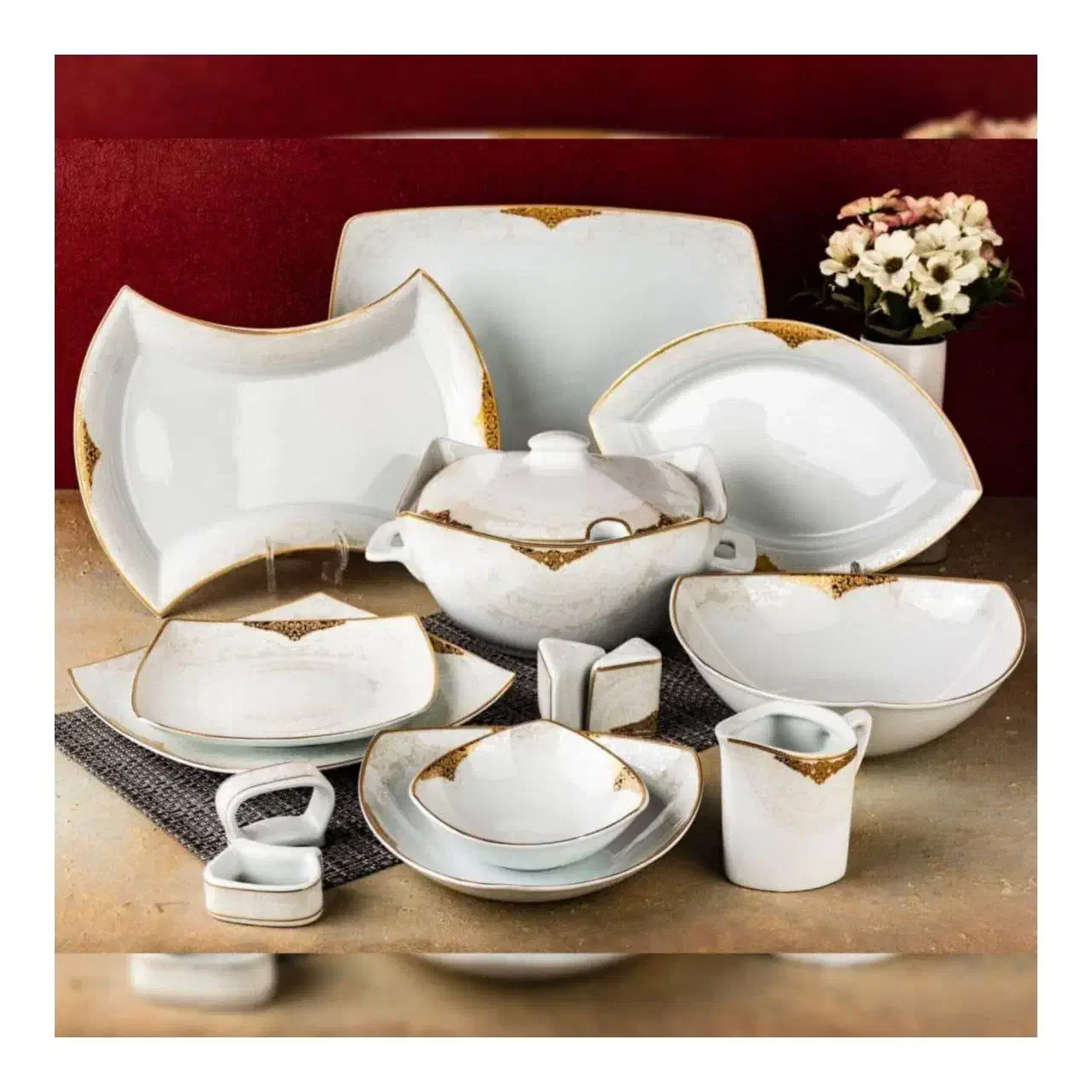 سرویس چینی ۱۲ نفره پردیس طرح دار نو|ظروف سرو و پذیرایی|تهران, شوش (باغ آذری)|دیوار