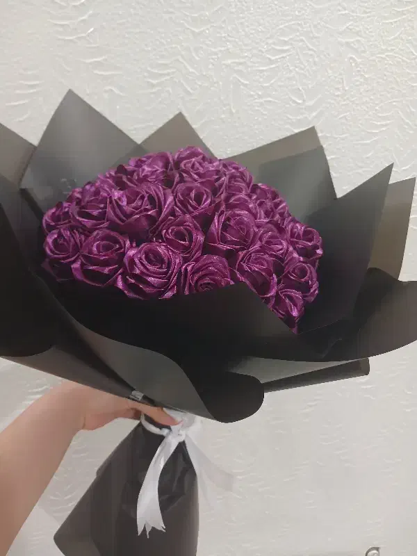 گل رز  دسته گل باکس کادو با تخفیف ویژه|گل مصنوعی|اصفهان, شهرک ولیعصر|دیوار