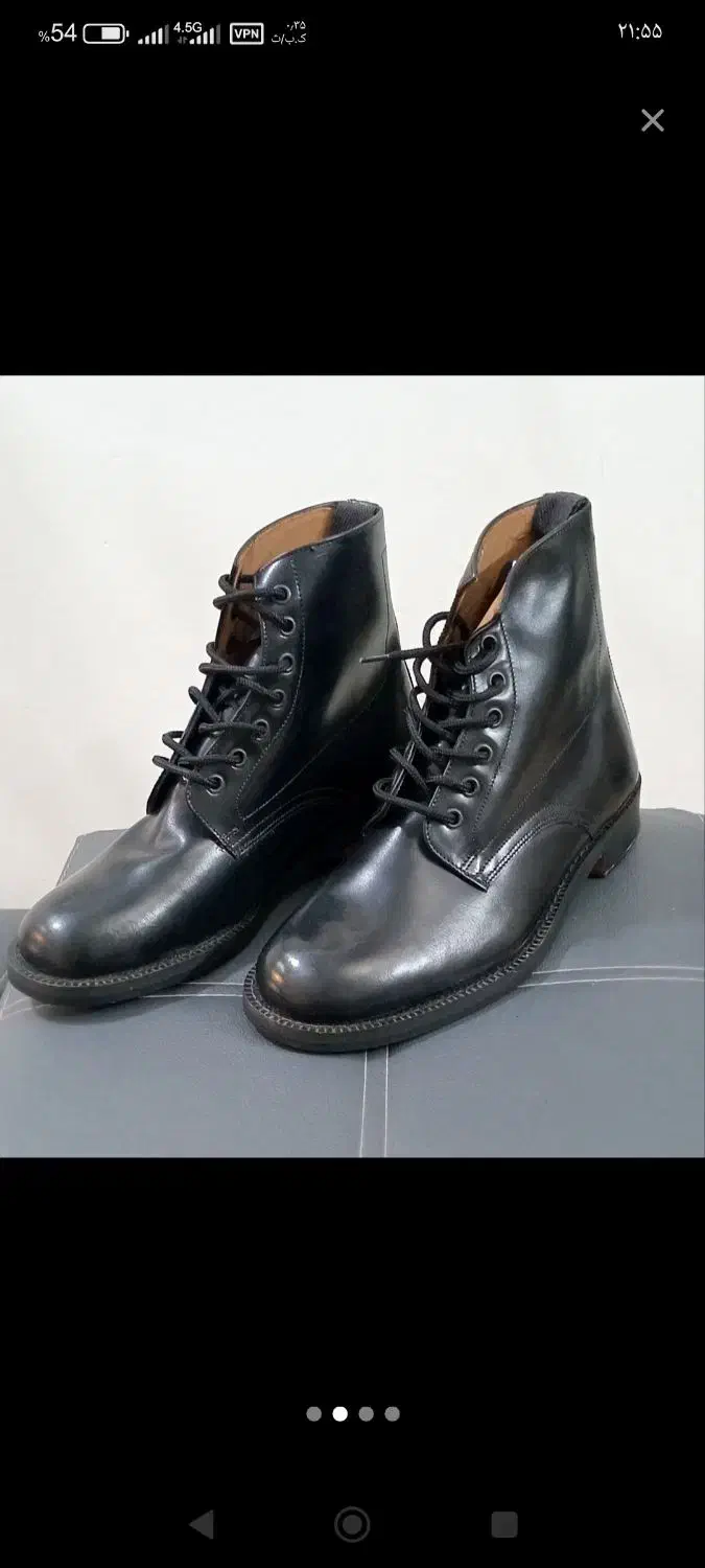 بوت چرم|کیف، کفش، کمربند|پرند, فاز ۶|دیوار