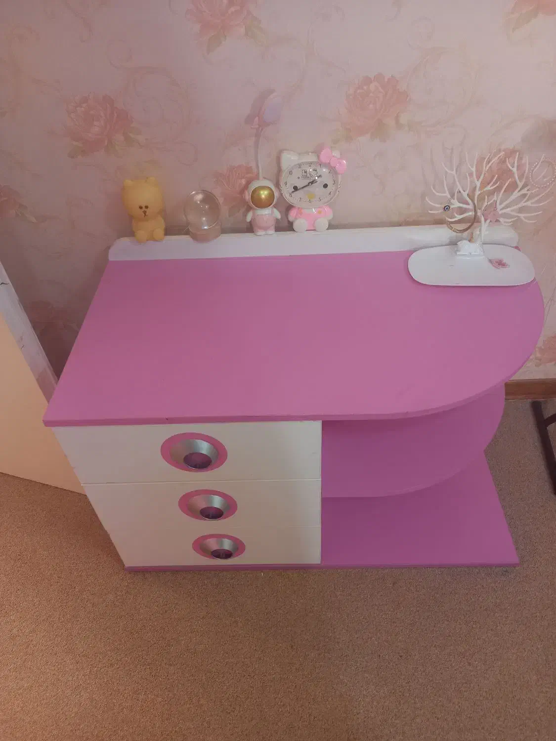 سرویس خواب دخترانه همراه با تشک|تخت و سرویس خواب|مسجد سلیمان, |دیوار