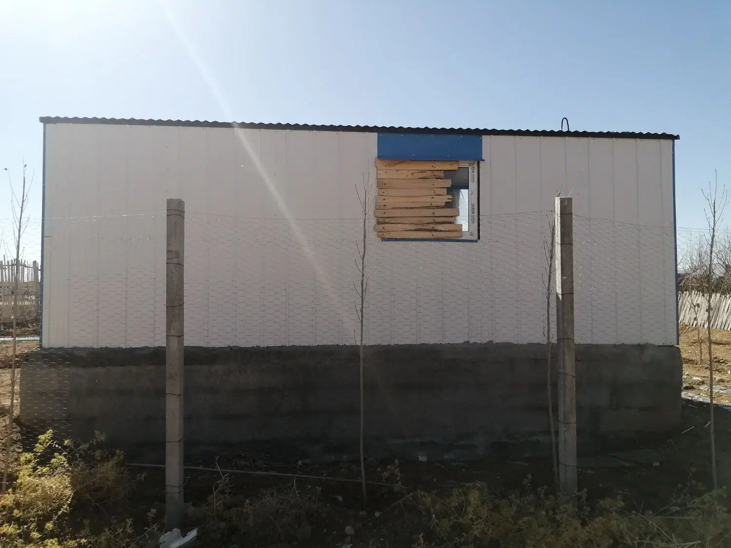 کانکس|ابزارآلات|کرمانشاه, |دیوار