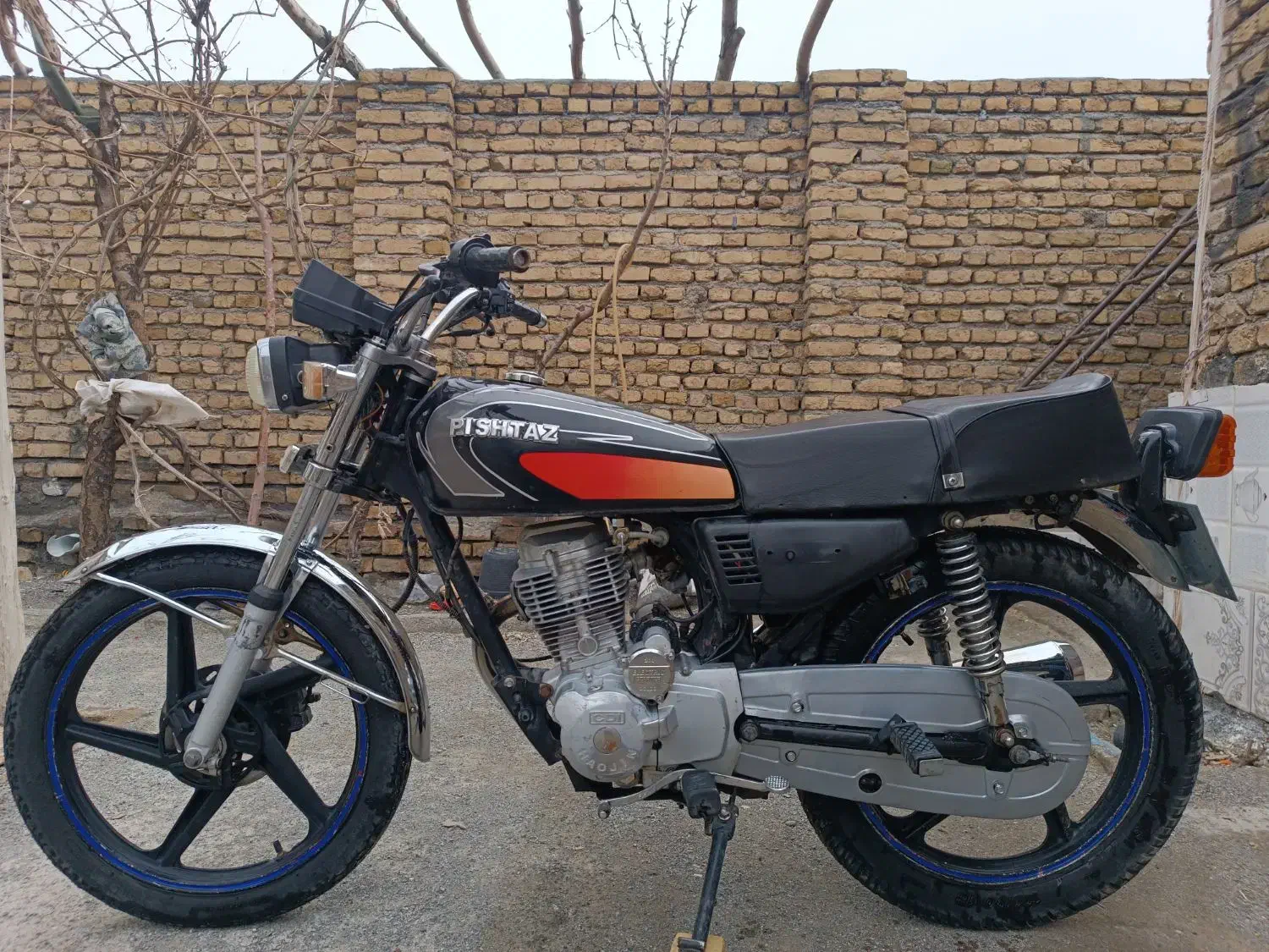 موتور در حد|موتورسیکلت|زاوه, |دیوار