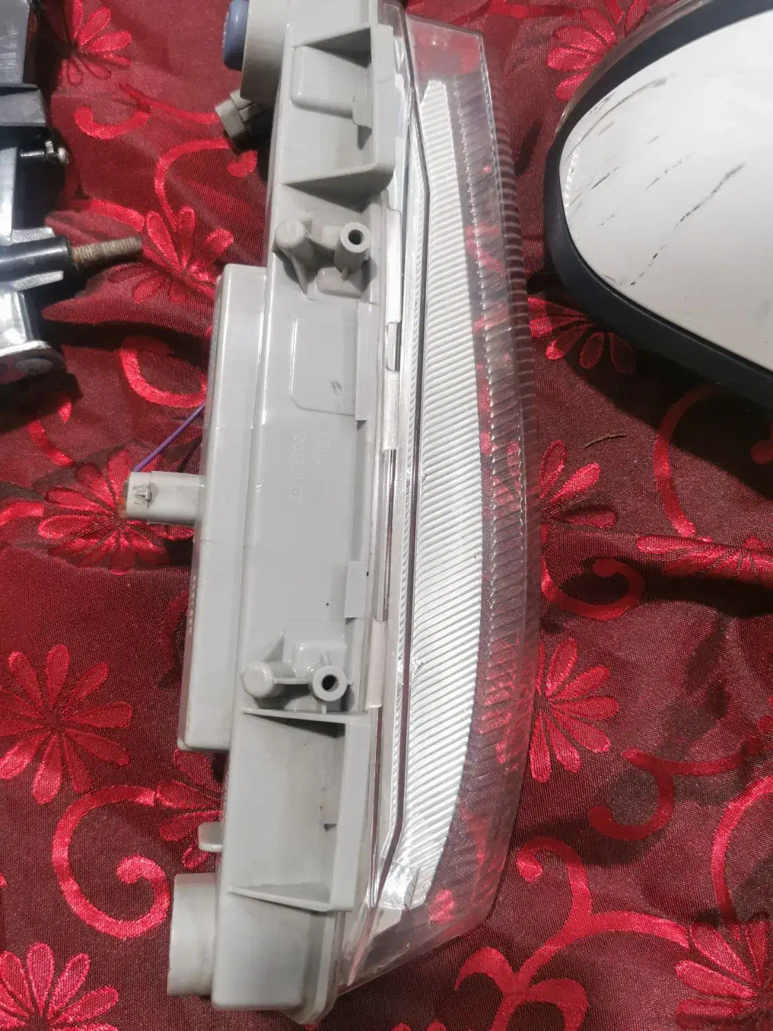 چراغ مرسدس بنز کلاس سی و چراغ 206|قطعات یدکی و لوازم جانبی|آفتاب, |دیوار