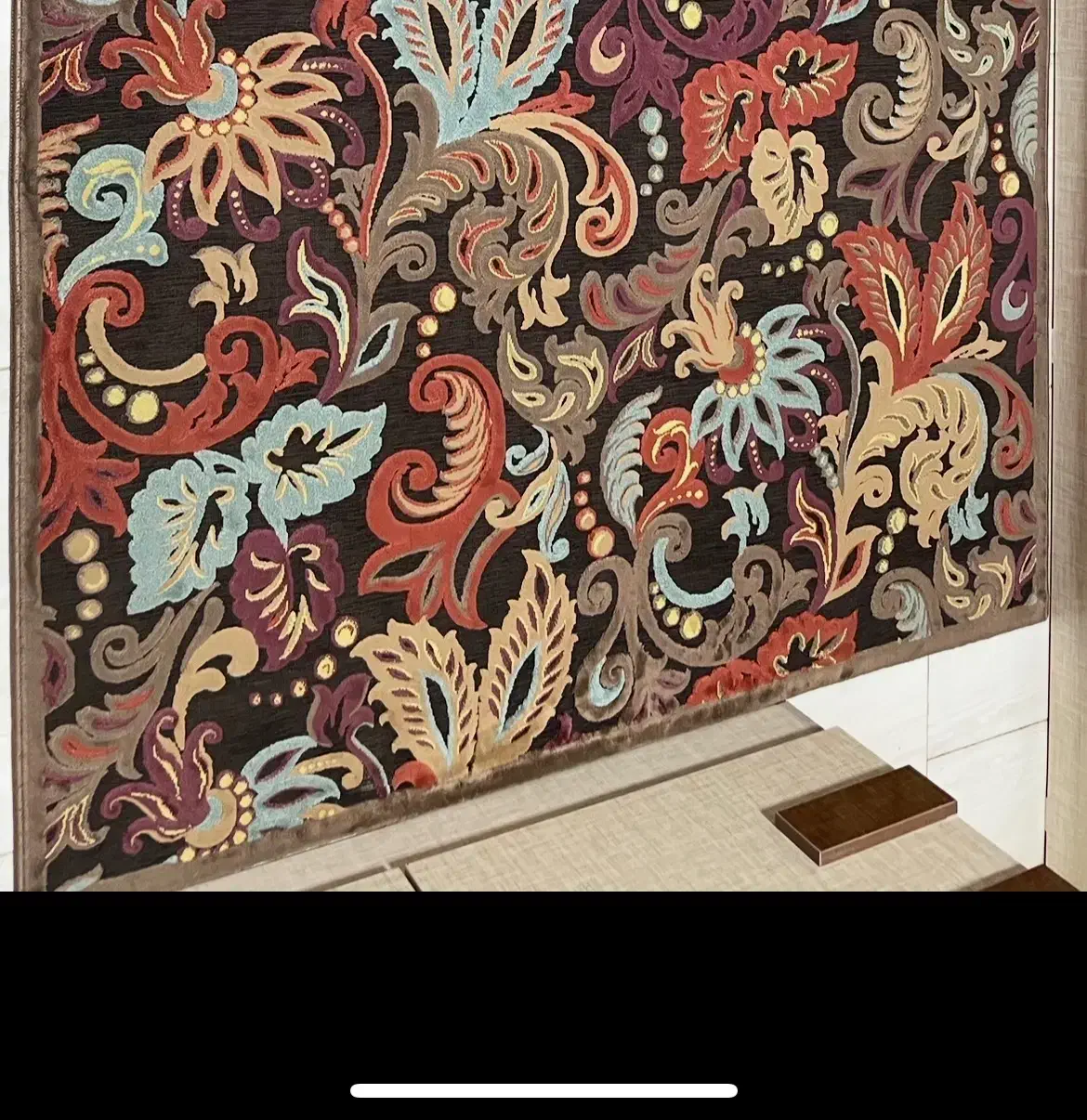 فرش ۴متری ابریشم فانتزی کرم قهوه ای مناسب ویلا|فرش|رشت, سیا اسطلخ|دیوار