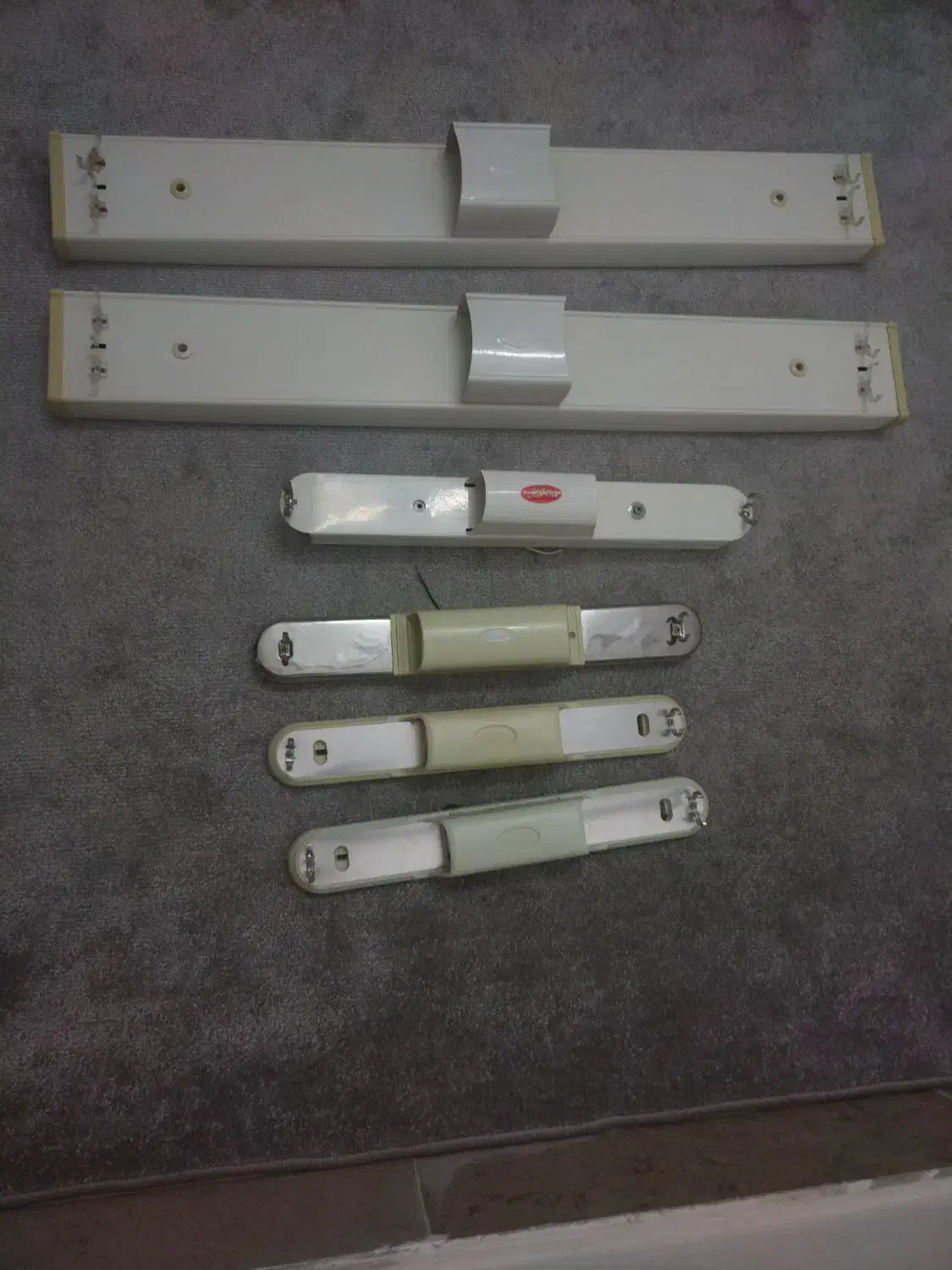 پایه مهتابی بدون لامپ همش سالم|لامپ و چراغ|سبزوار, توحیدشهر|دیوار