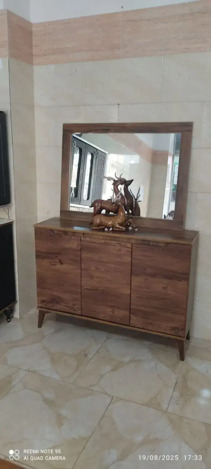 جاکفشی کد ۱۰۶|جاکفشی، کمد، دراور|فردیس, شهرک راه آهن|دیوار