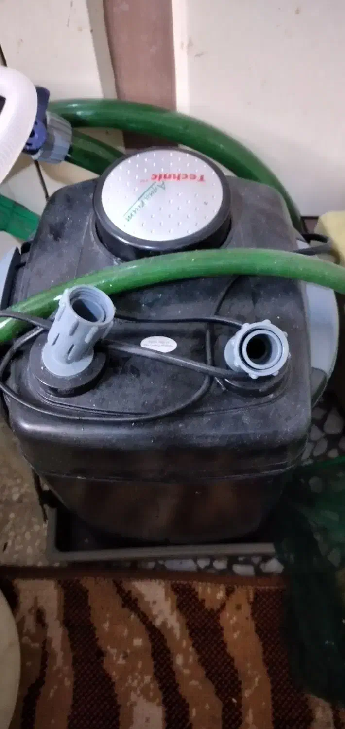 اکواریوم با تجهیزات و فیلتر سطلی|ماهی|کاشان, باغچه فیض|دیوار