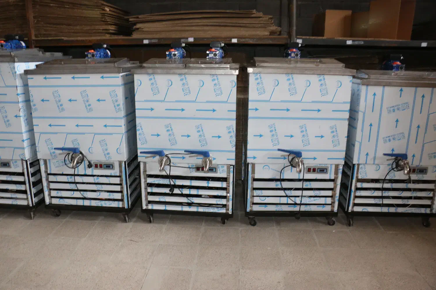 یخچال نگهداری شیر سردکن شیرسردکن سرد کن 300|فروشگاه و مغازه|ساری, |دیوار