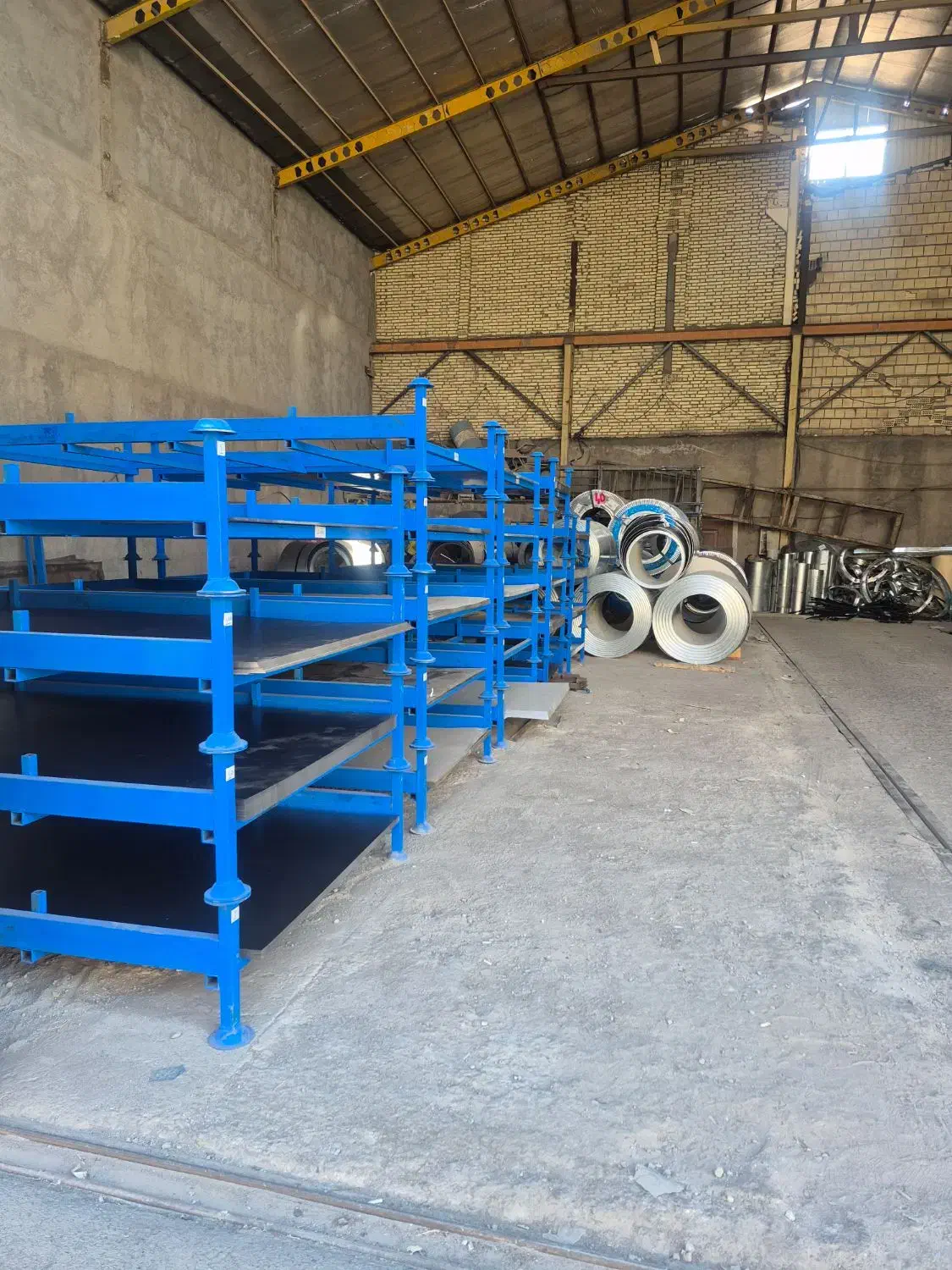 انواع ورق روغنی، گالوانیزه و سیاه|عمده‌فروشی|تبریز, |دیوار