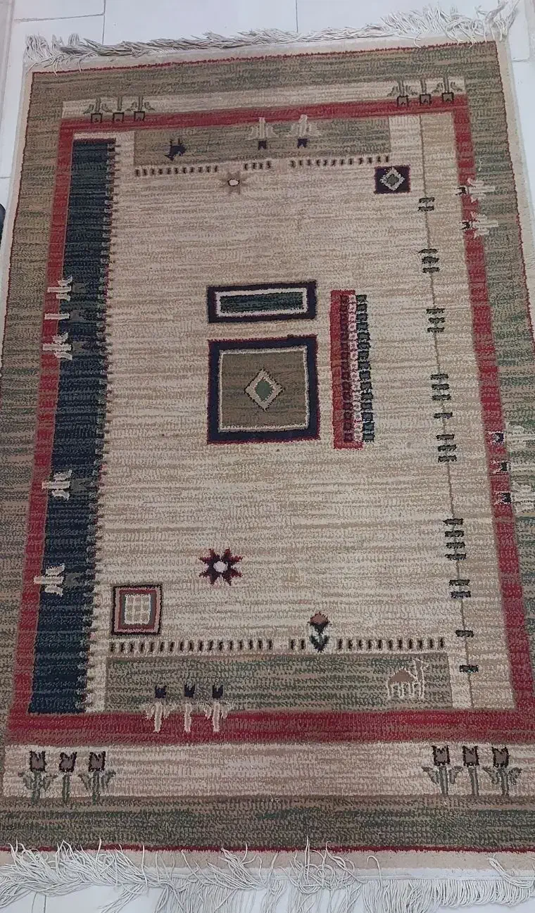 قالیچه  ساوین|فرش|تهران, حکیمیه|دیوار