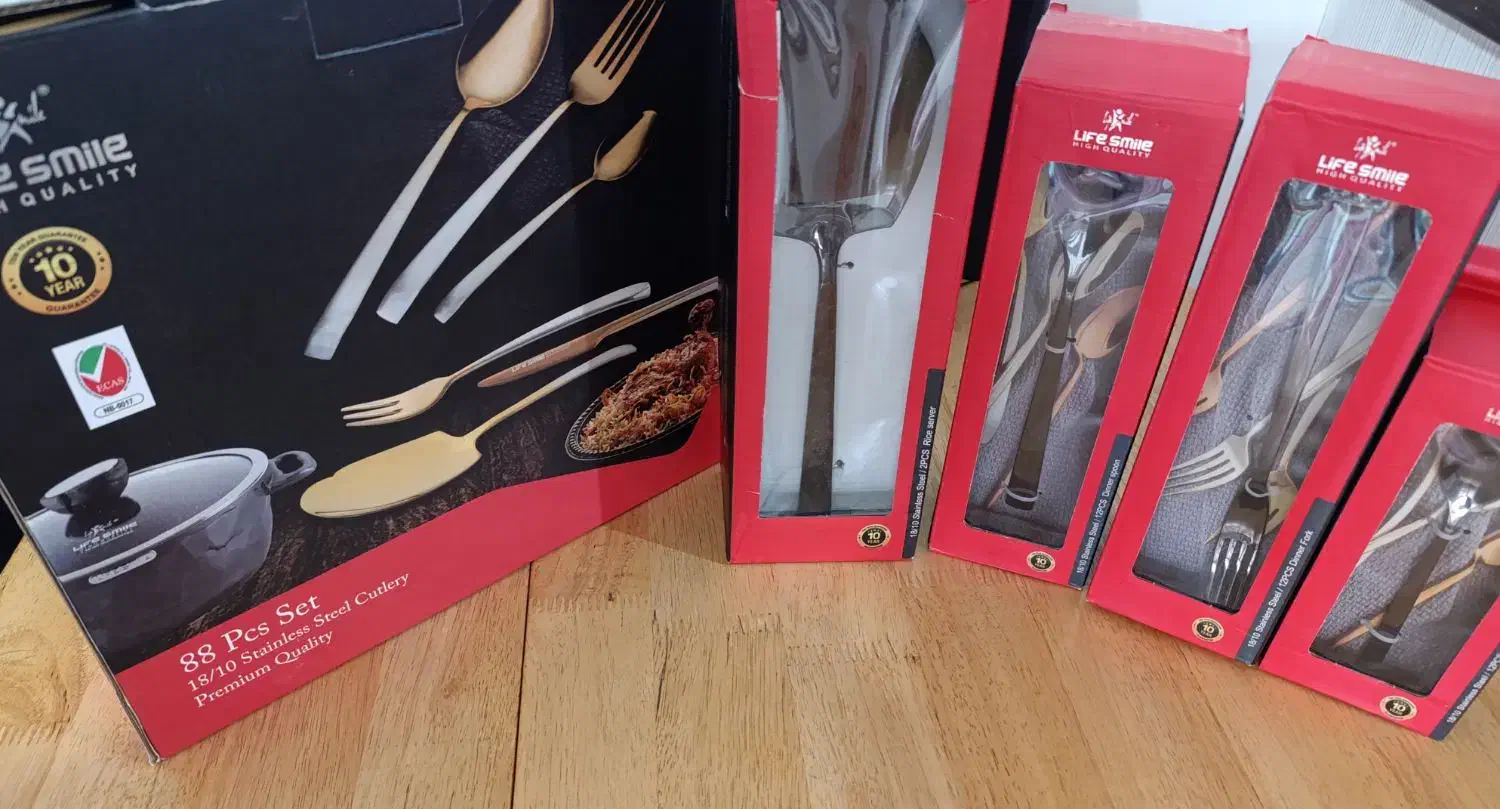 سرویس قاشق چنگال لاکچری ۸۸ پارچه لایف اسمایل|ظروف سرو و پذیرایی|تبریز, |دیوار