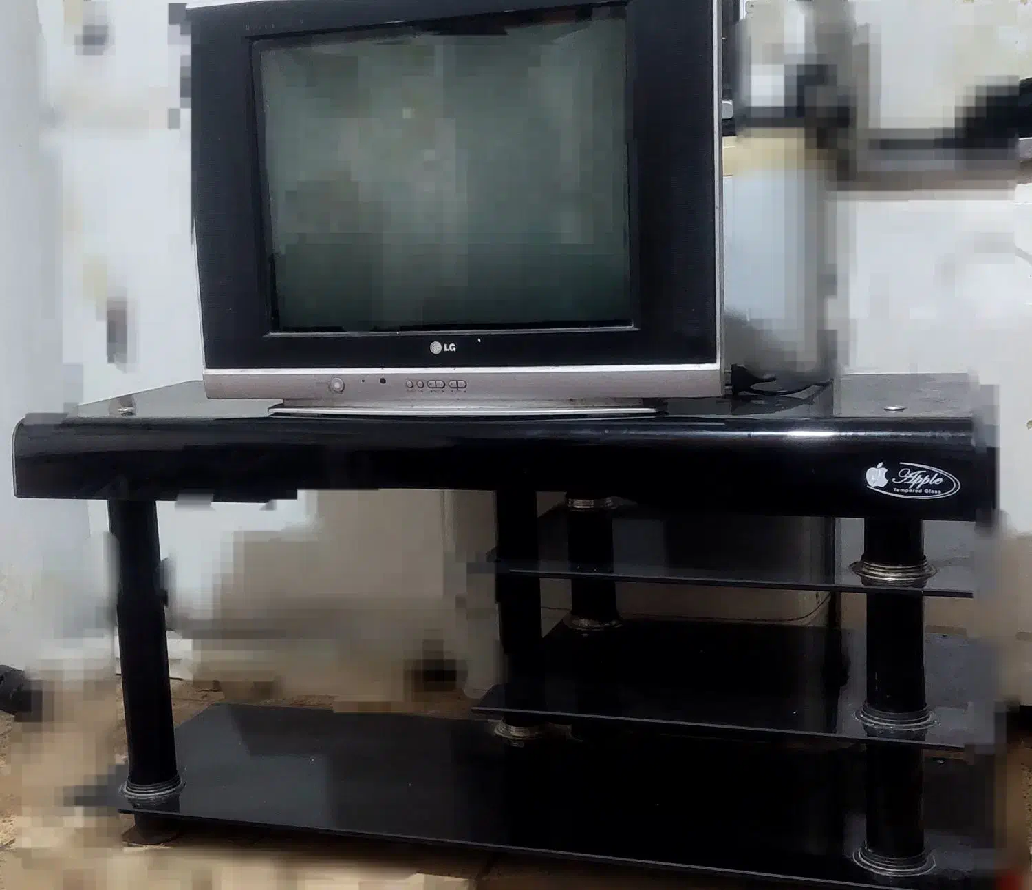 تلویزیون و زیر تلویزیونی|تلویزیون و پروژکتور|ایلام, |دیوار