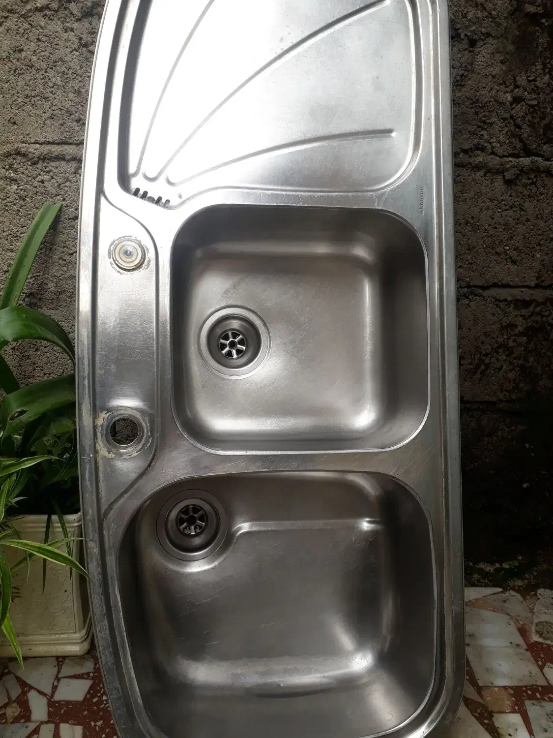 ظرفشویی و روشویی|لوازم حمام|صومعهسرا, |دیوار