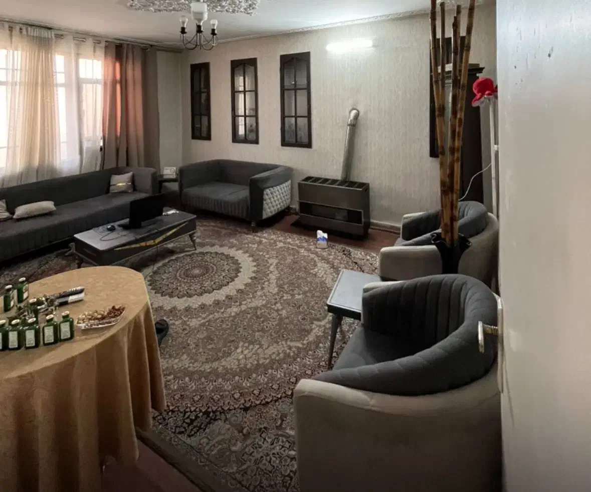 مسکونی با موقعیت اداری