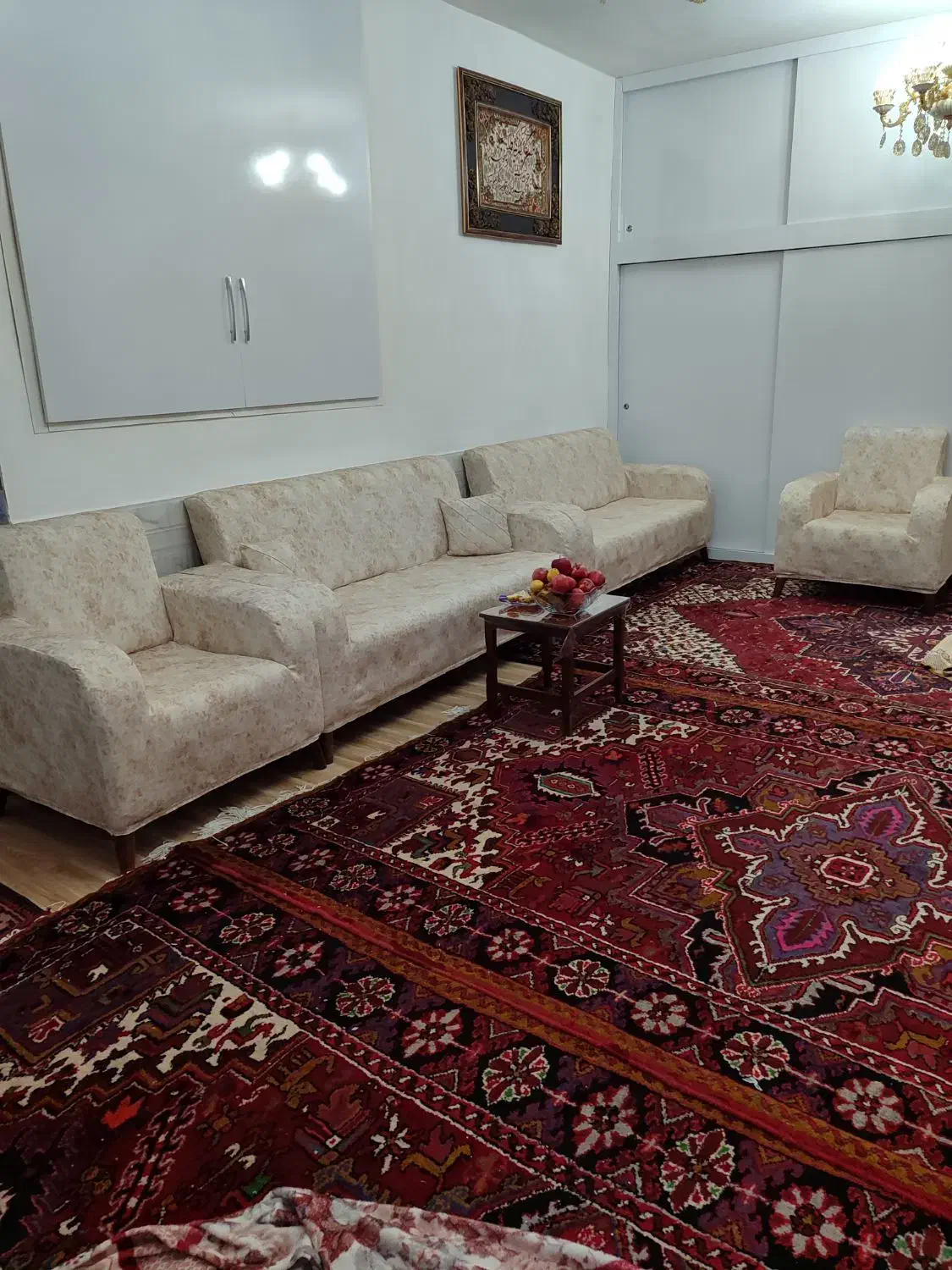 ناز کاور|مبلمان خانگی و میز عسلی|بناب, |دیوار