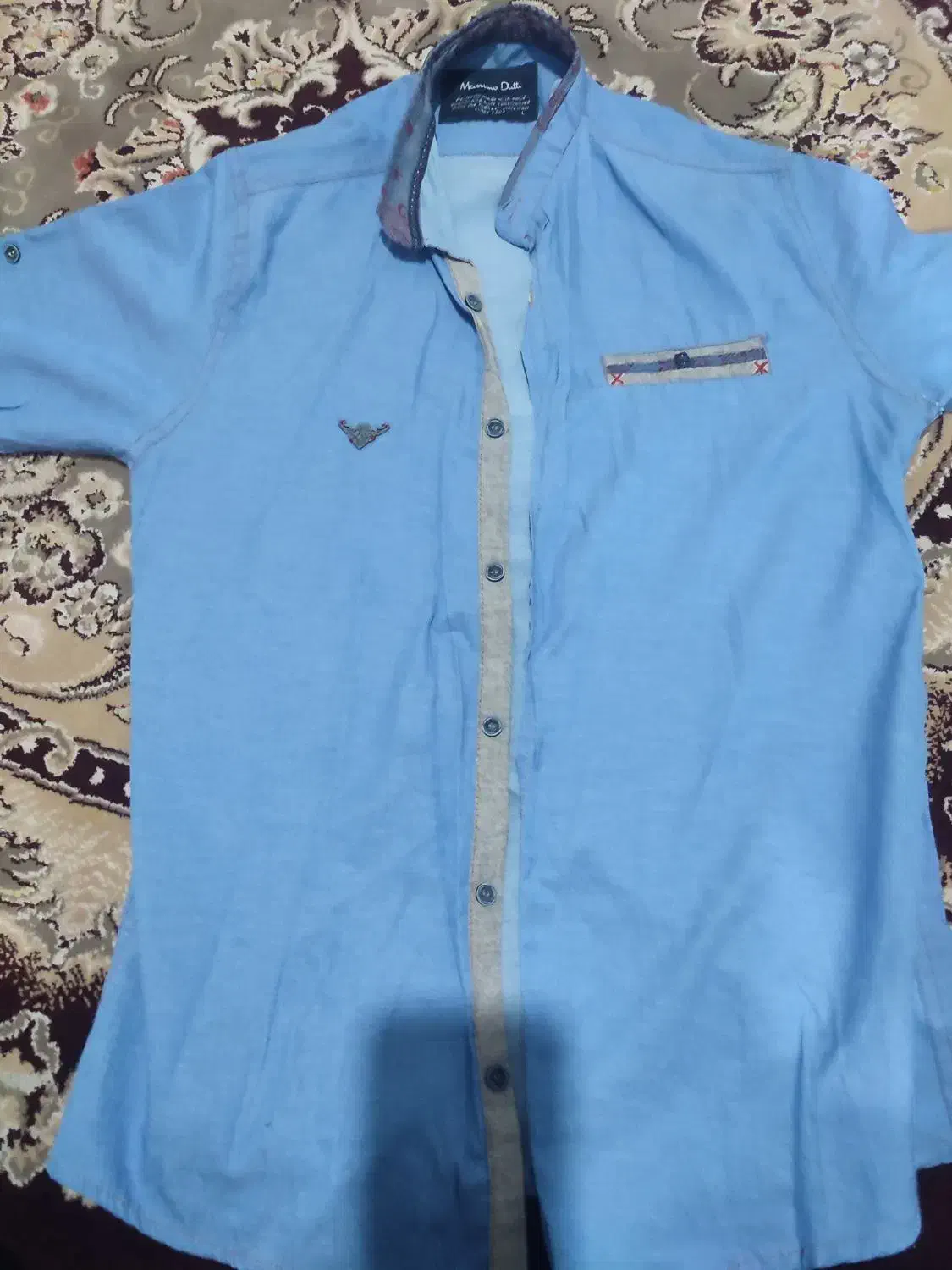 پیراهن لی|لباس|قم, سید معصوم|دیوار