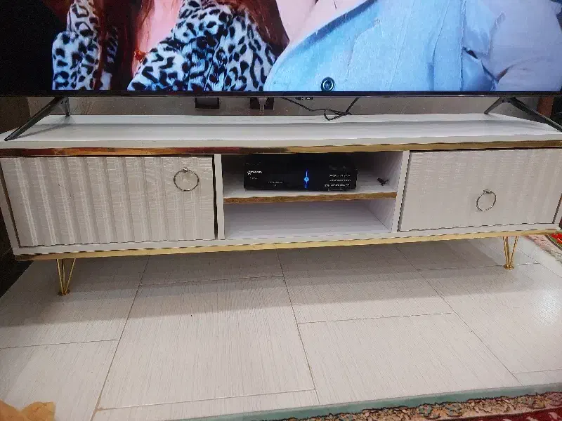 زیر تلوزیون|میز تلویزیون|شیراز, شهرک سراج|دیوار